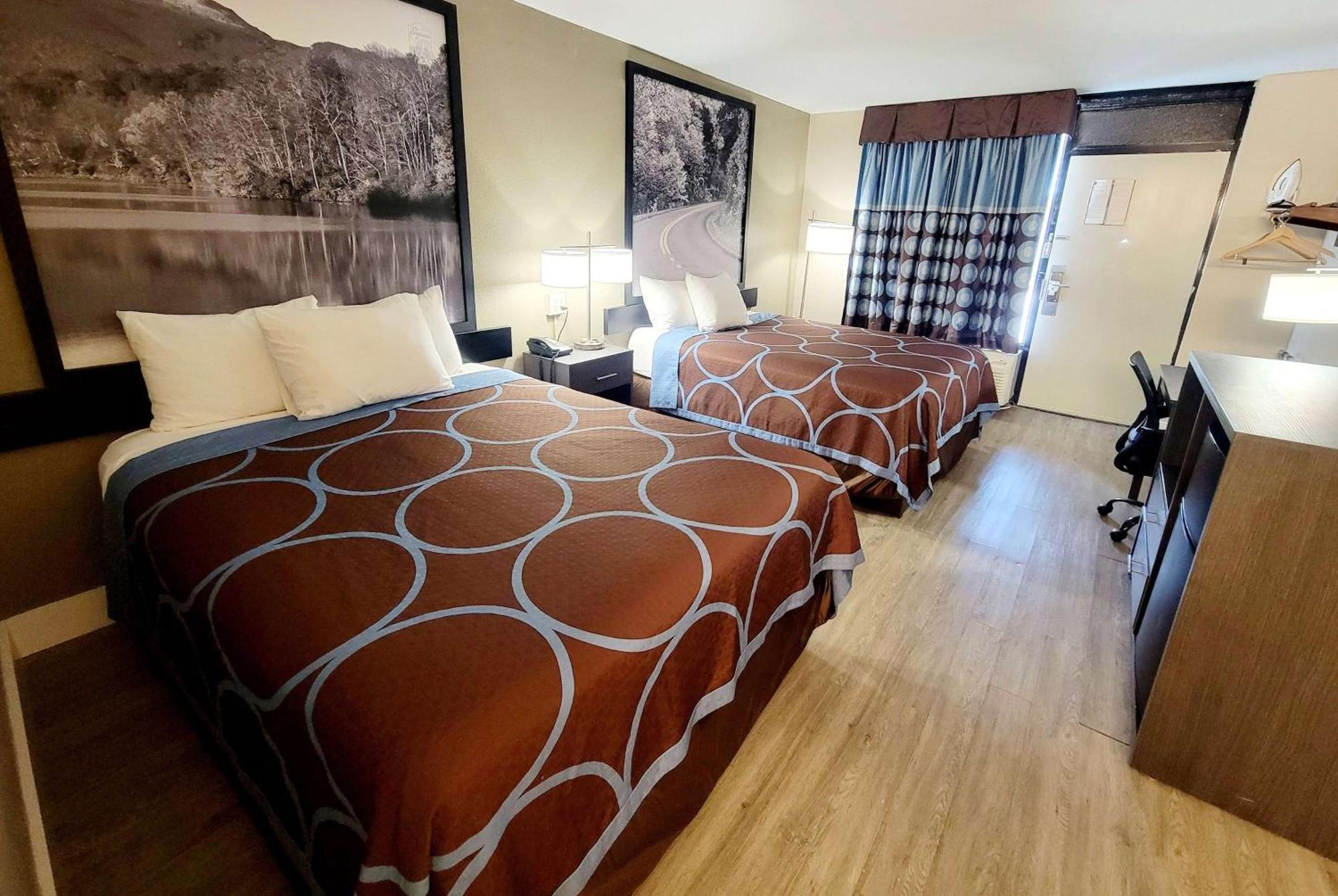 Super 8 By Wyndham Marion Nc Hotel Bagian luar foto